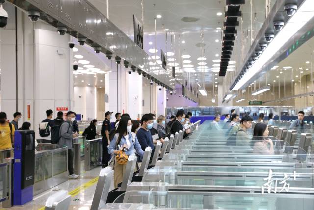 橫琴口岸旅檢大廳。 
