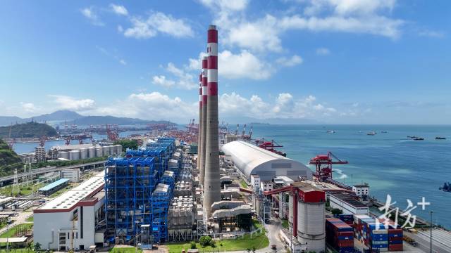 深圳前海保稅港區(qū)。魯力 攝