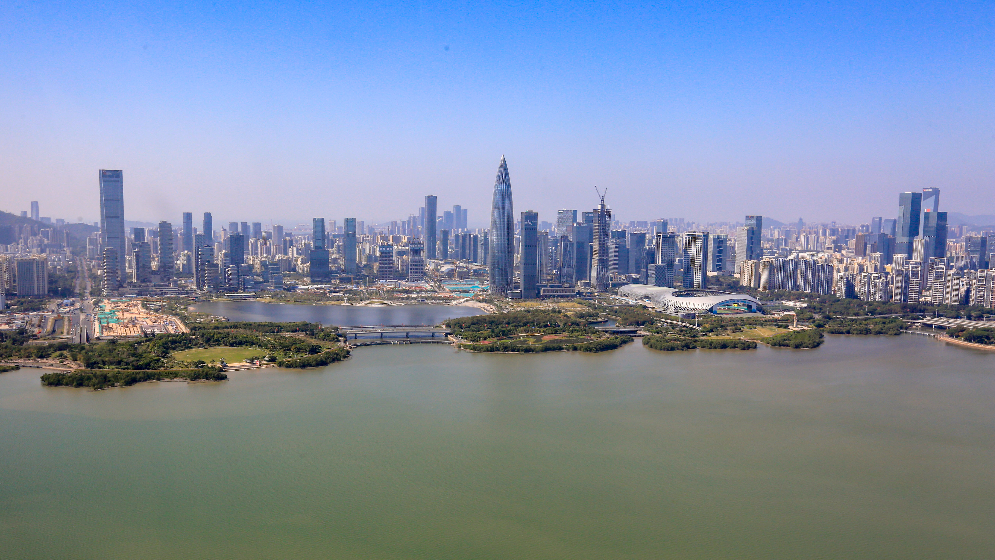 2023年大灣區(qū)內(nèi)地9市進(jìn)出口值7.95萬(wàn)億元，全國(guó)占比19%