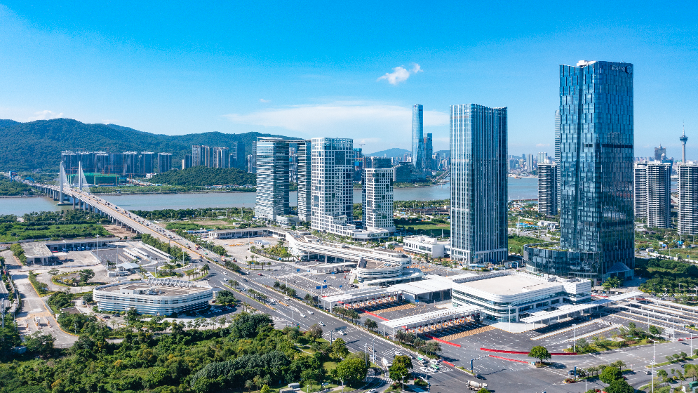 橫琴封關(guān)運(yùn)行后，人員搭乘這些車輛離島需下車步行