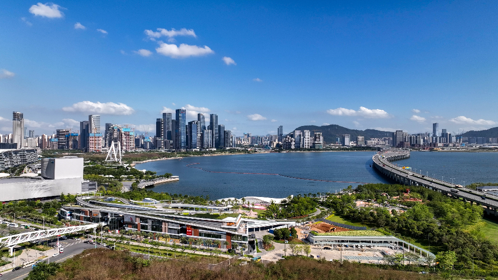 《深圳市前海深港現(xiàn)代服務(wù)業(yè)合作區(qū)管理局辦法》5月1日起施行 實現(xiàn)擴區(qū)后行政職權(quán)全域覆蓋