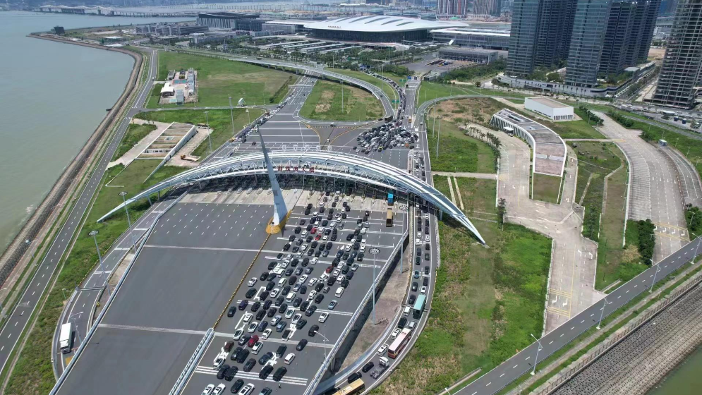 人人人車車車……端午假期，港珠澳大橋多項(xiàng)數(shù)據(jù)創(chuàng)新高！