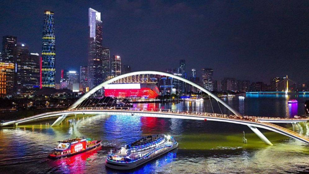灣、玩、晚、萬(wàn)——帶你領(lǐng)略大灣區(qū)夜生活