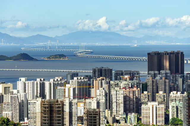 粵港澳大灣區(qū)諸城不斷突破地理界限，城市邊界日益模糊甚至趨于“消失”，看起來如同一座城市。來源：視覺中國