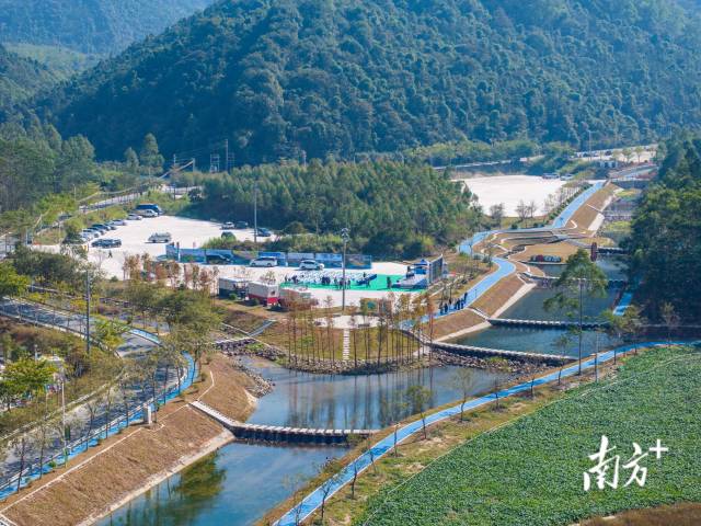 廣東省首單生態(tài)清潔小流域水土保持生態(tài)產(chǎn)品價(jià)值轉(zhuǎn)化交易在佛山高明正式簽約。
