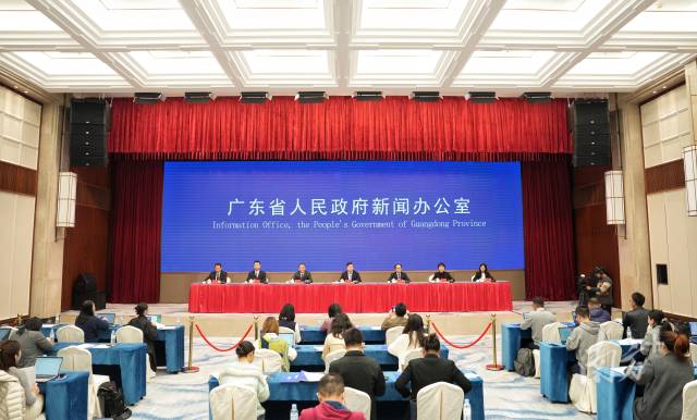 《廣東省推進(jìn)粵港澳大灣區(qū)規(guī)則銜接機(jī)制對接典型案例（第三批）》新聞發(fā)布會舉行。