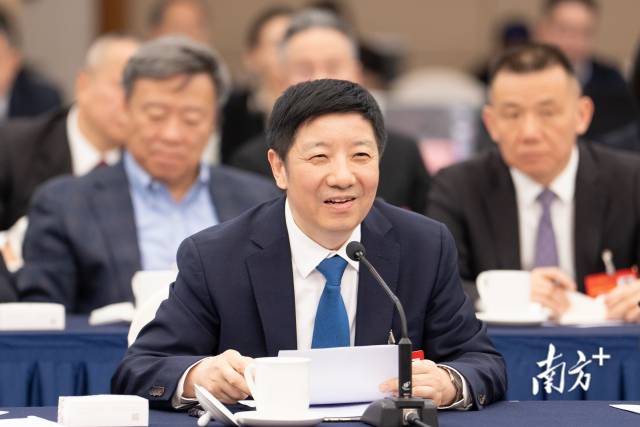 國人大代表、中國社會(huì)科學(xué)院經(jīng)濟(jì)研究所所長李雪松：加快培育數(shù)字經(jīng)濟(jì)專精特新企業(yè)