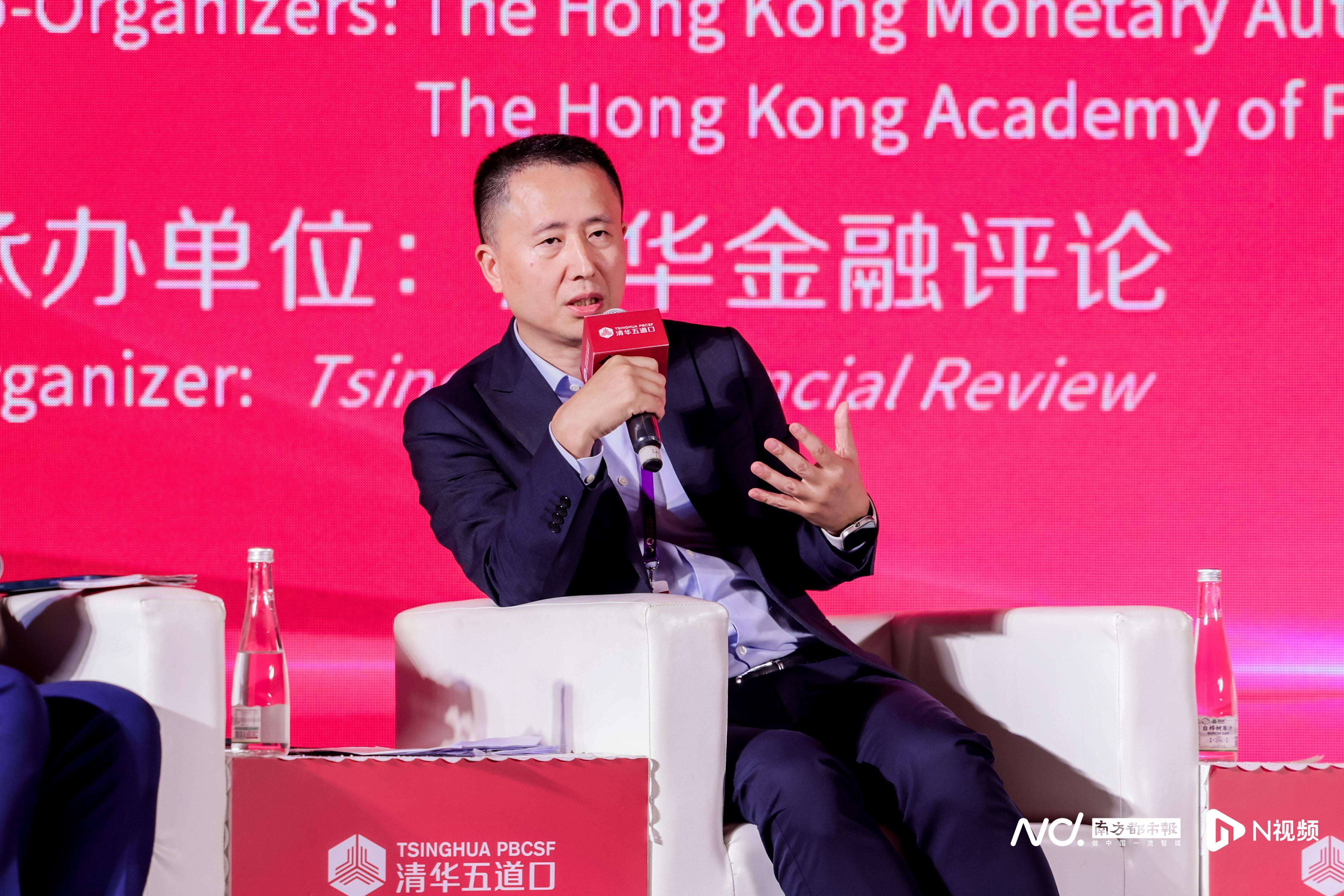 深圳市委金融委員會辦公室常務(wù)副主任、市委金融工作委員會常務(wù)副書記、市地方金融管理局局長 時衛(wèi)干